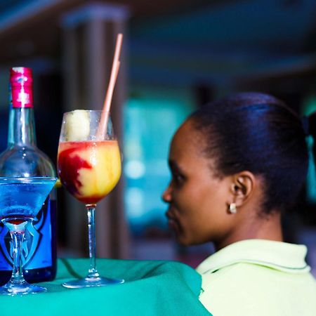 姆特瓦拉蒂芬妮钻石酒店 Mtwara 外观 照片