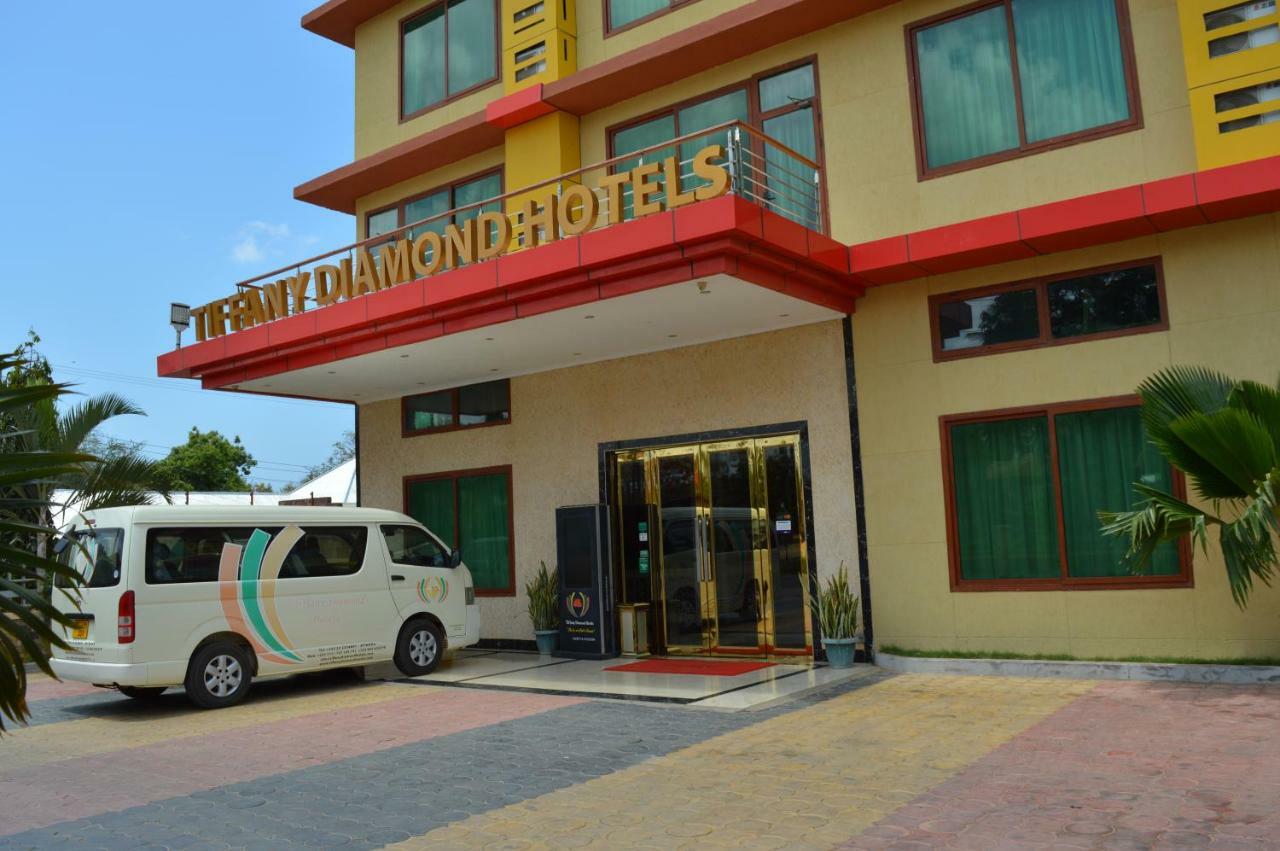 姆特瓦拉蒂芬妮钻石酒店 Mtwara 外观 照片